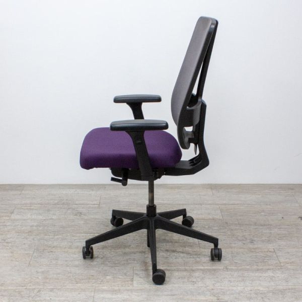 Majencia Drakkar violet gris 3D