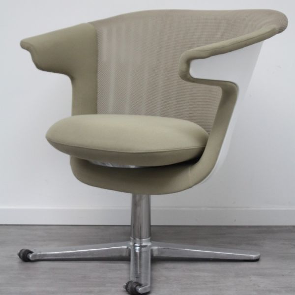 Steelcase I2I Beige