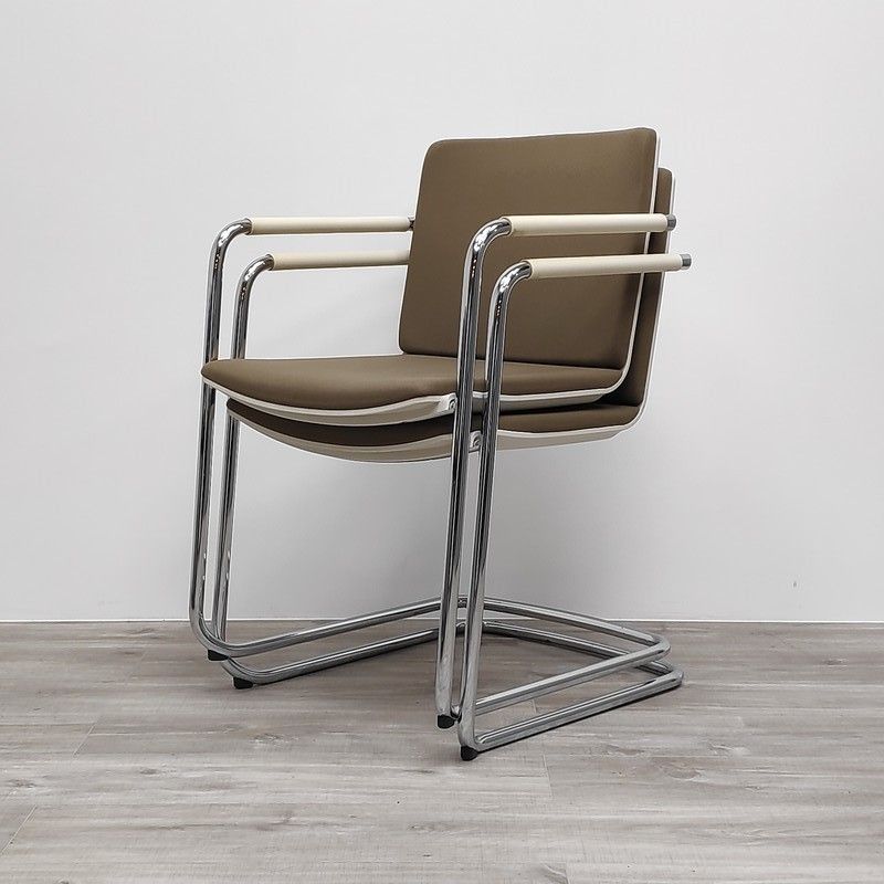 WILKHAHN luge empilable Brun