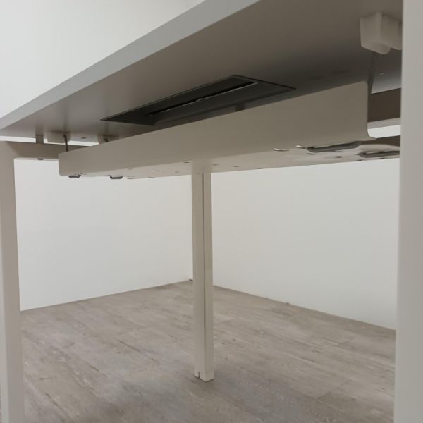 Majencia L120 Gris / Blanc