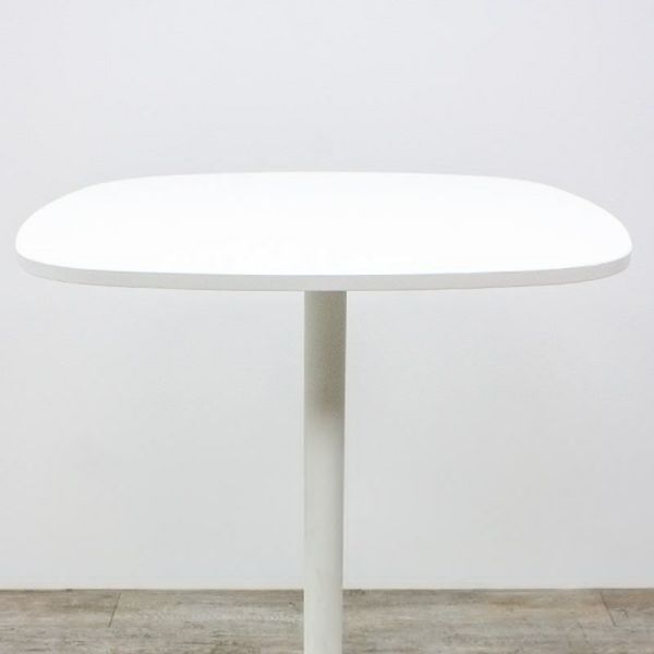 Mange debout carrée Blanc