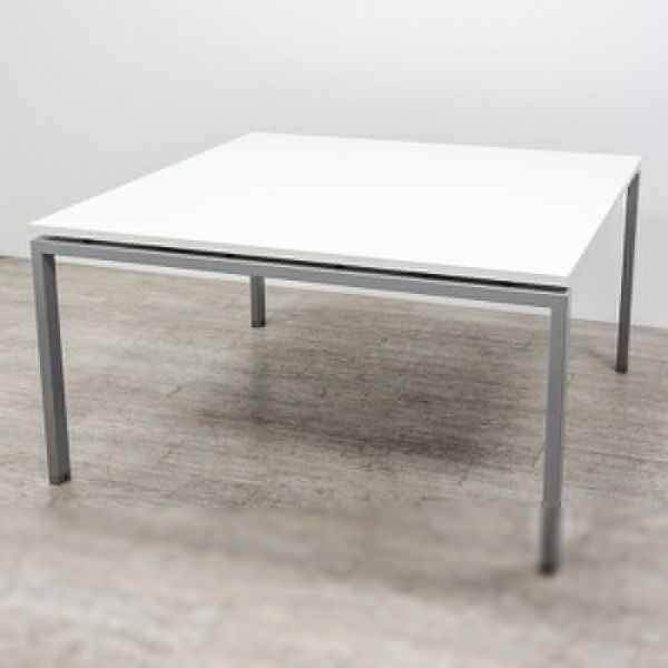 carrée Majencia L140 Blanc