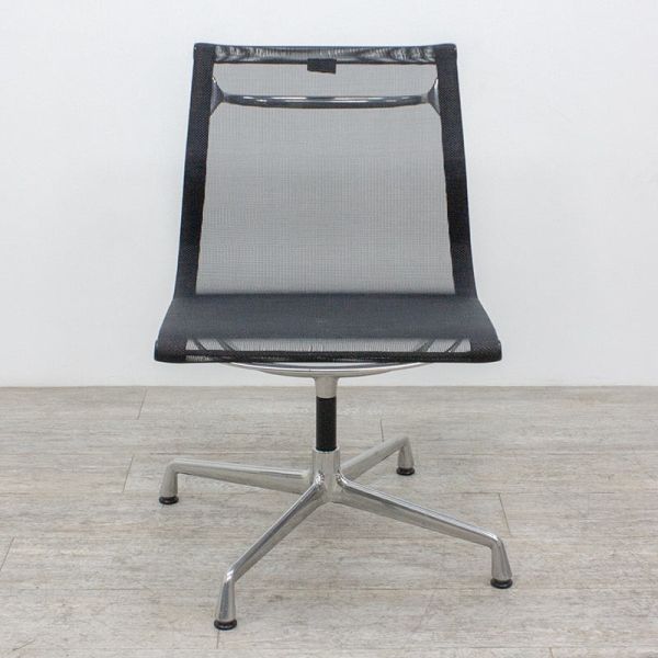 Vitra Aluminium Chair EA 105 Noir