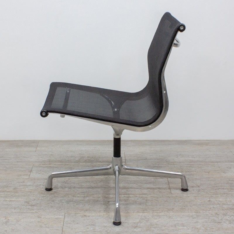 Vitra Aluminium Chair EA 105 Noir