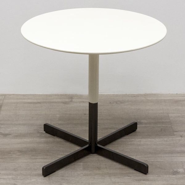 Poltrona Frau basse Cuir Blanc Ø 45