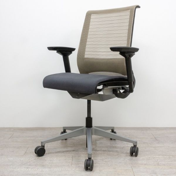 Steelcase Think V1 Poivre/ Beige 4D