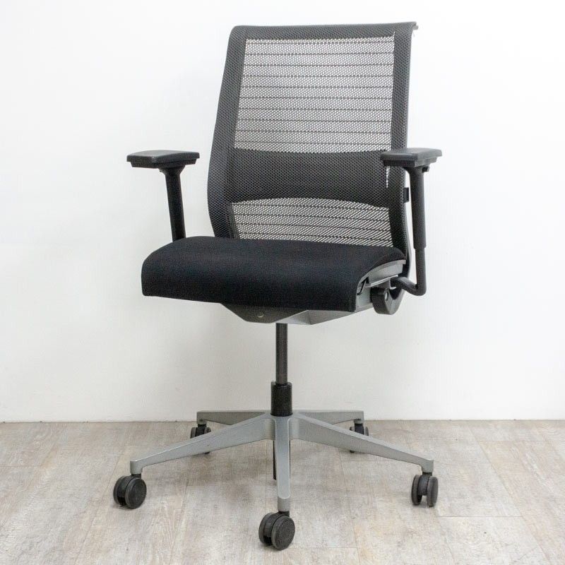 Steelcase Think V1 Noir / Poivre 1D