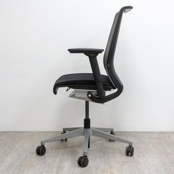Steelcase Think V1 Noir / Poivre 1D
