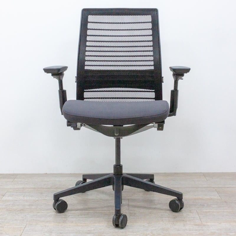 Steelcase Think V2 Poivre / Noir 4D