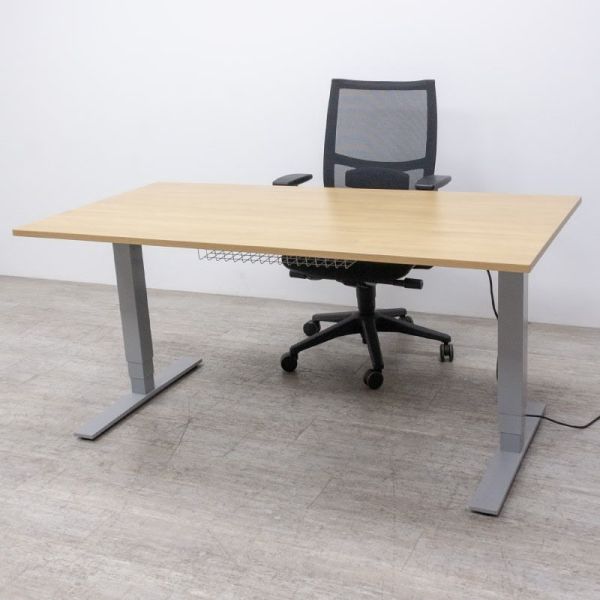 Bureau électrique Kinnarps L160 Chêne