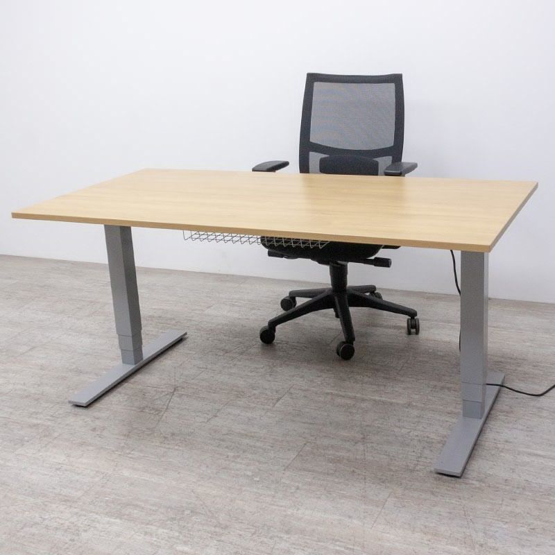 Bureau électrique Kinnarps L160 Chêne