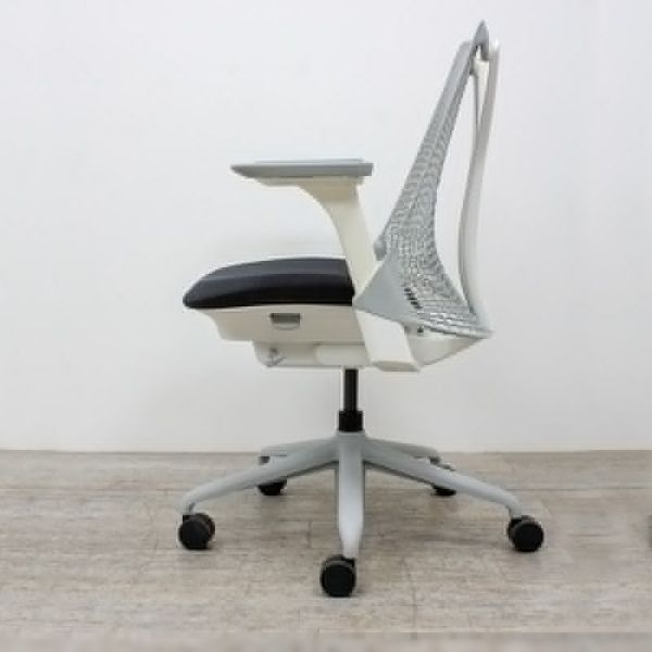 Herman Miller Sayl Gris / Noir
