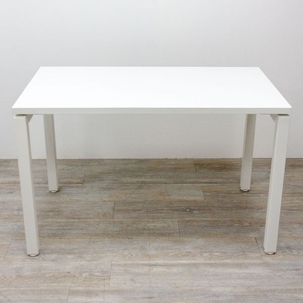 / Table L120 P 67 Blanc