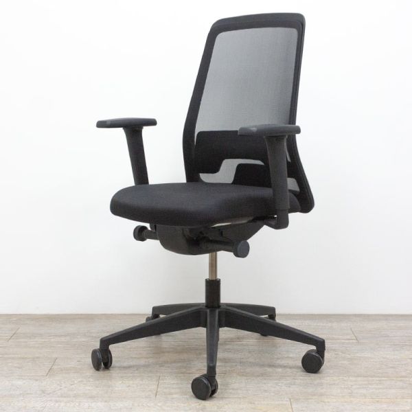 Interstuhl Every is 1 Noir 4D