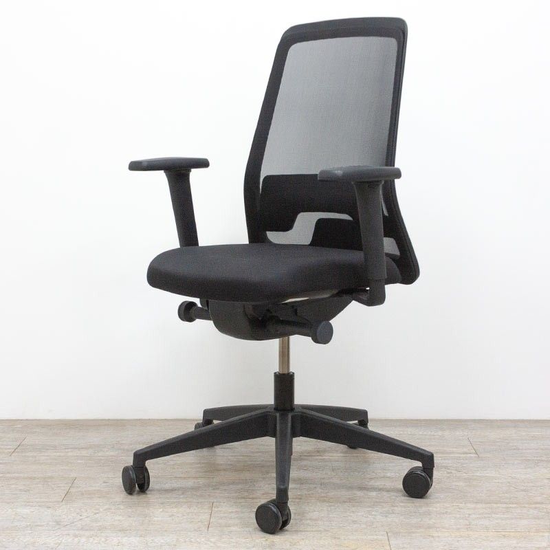 Interstuhl Every is 1 Noir 4D