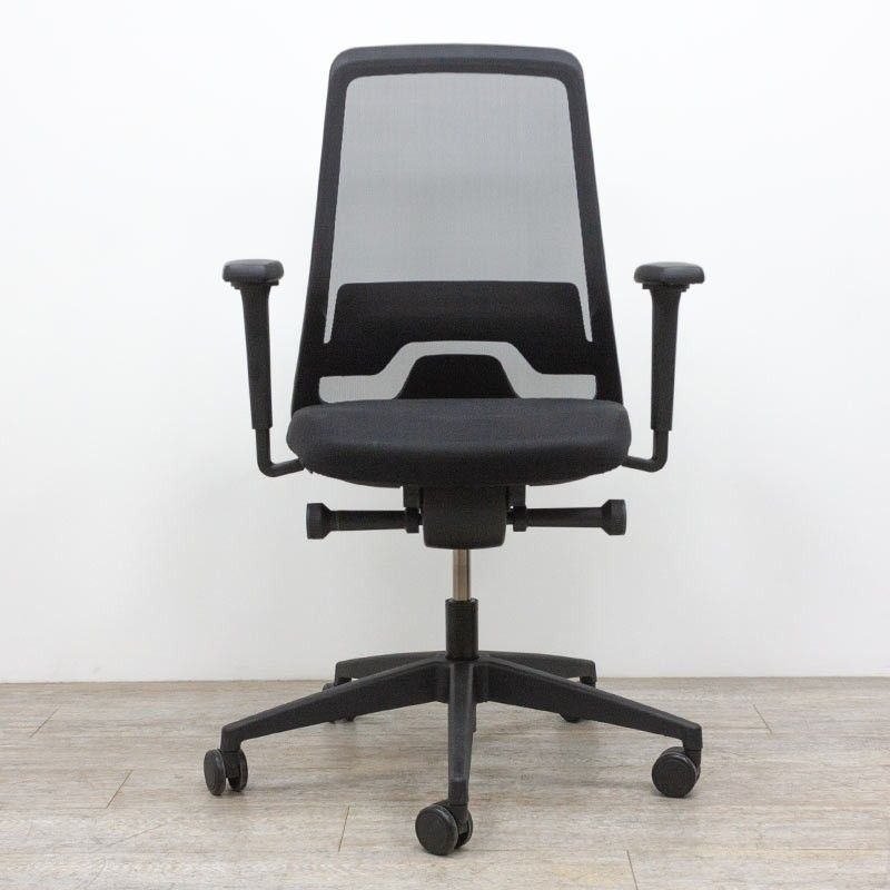 Interstuhl Every is 1 Noir 4D