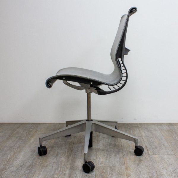 Herman Miller Setu sans accoudoirs Gris