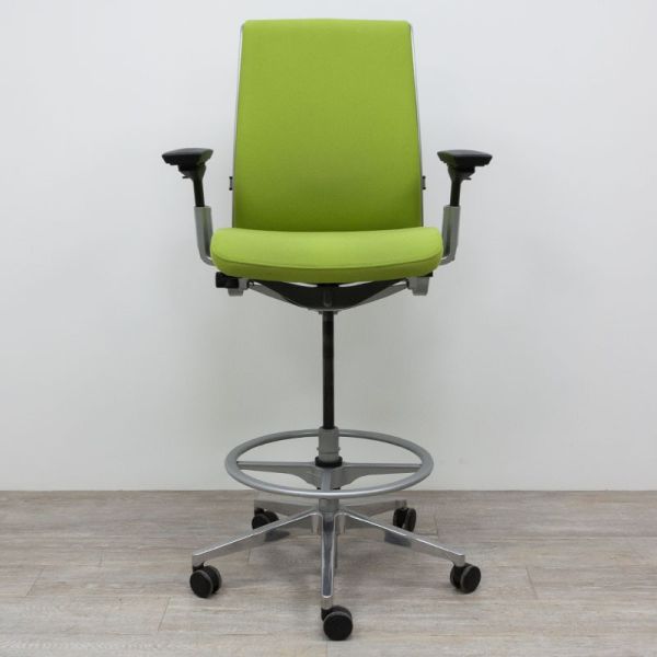 Steelcase Think 4D Vert