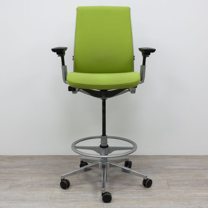 Steelcase Think 4D Vert