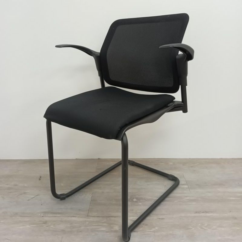 MAJENCIA luge Noir Accoudoirs