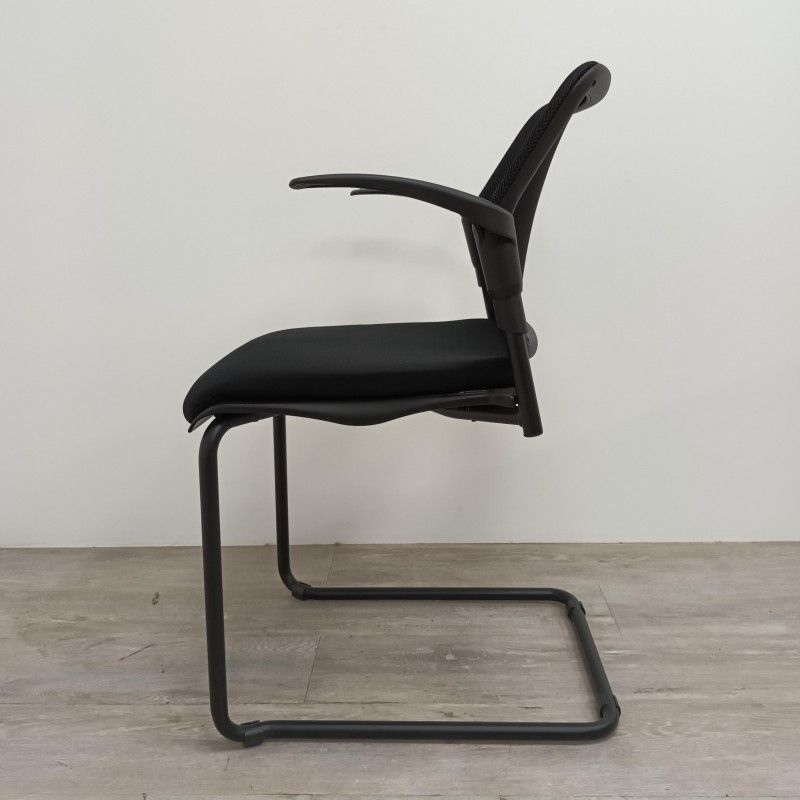 MAJENCIA luge Noir Accoudoirs