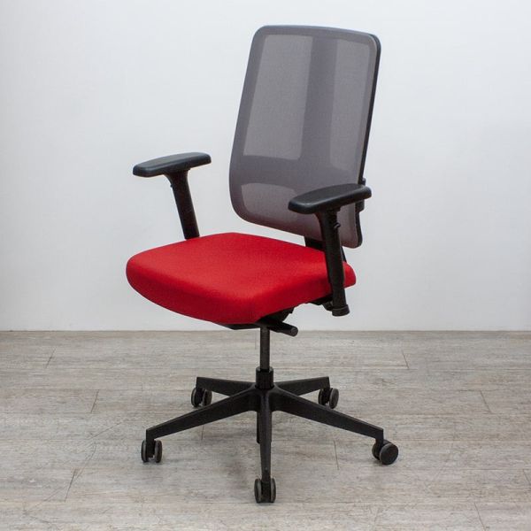 Majencia Drakkar rouge gris 3D