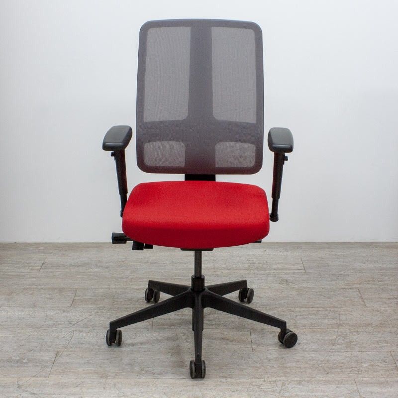 Majencia Drakkar rouge gris 3D