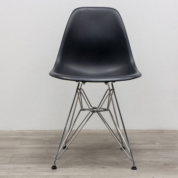 VITRA Eames Plastic Side Chair Noir
